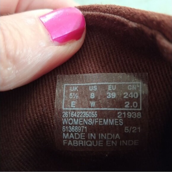 NWT Ladies Clarks Camzin Strap ankle boots Mahogany Suede Western Size 8 - Picture 9 of 11